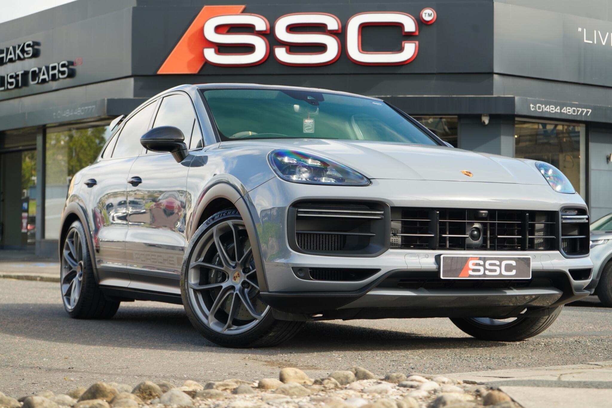 Porsche Cayenne main image