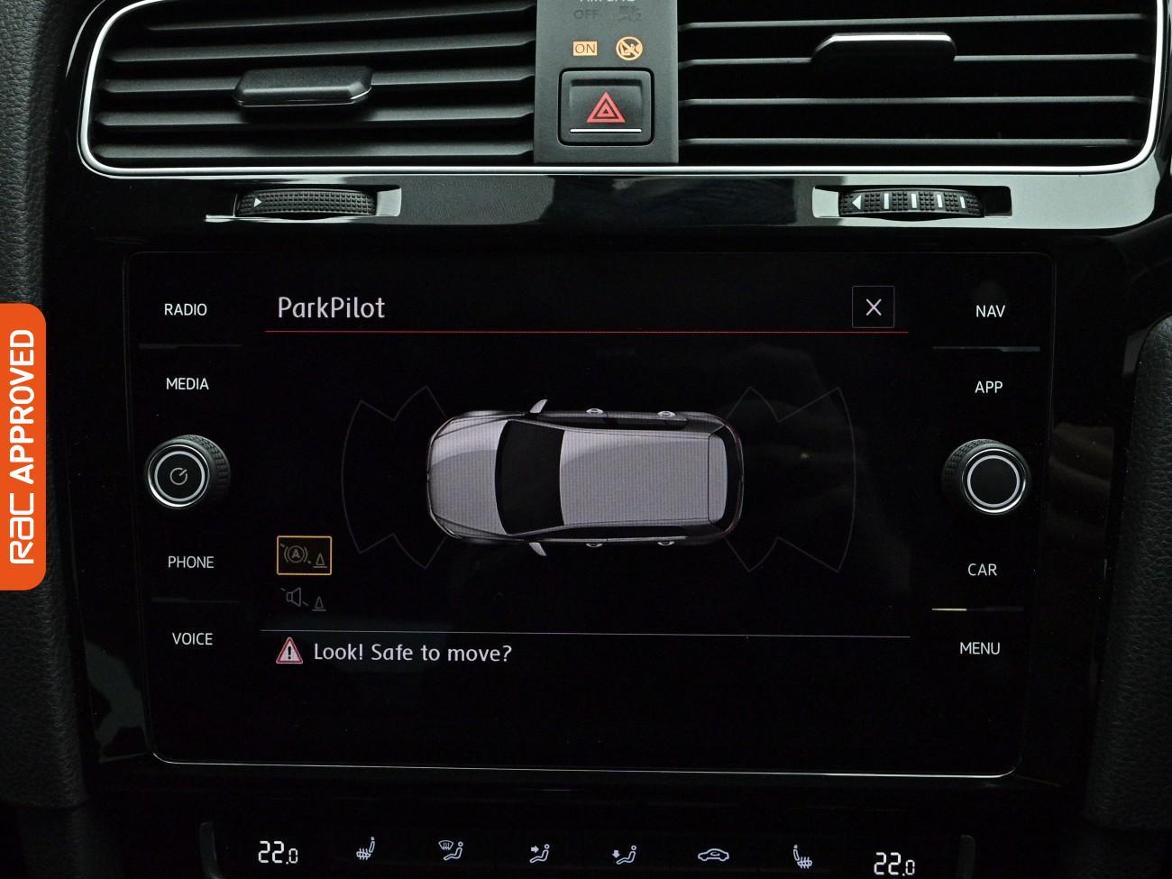Volkswagen Golf view 14