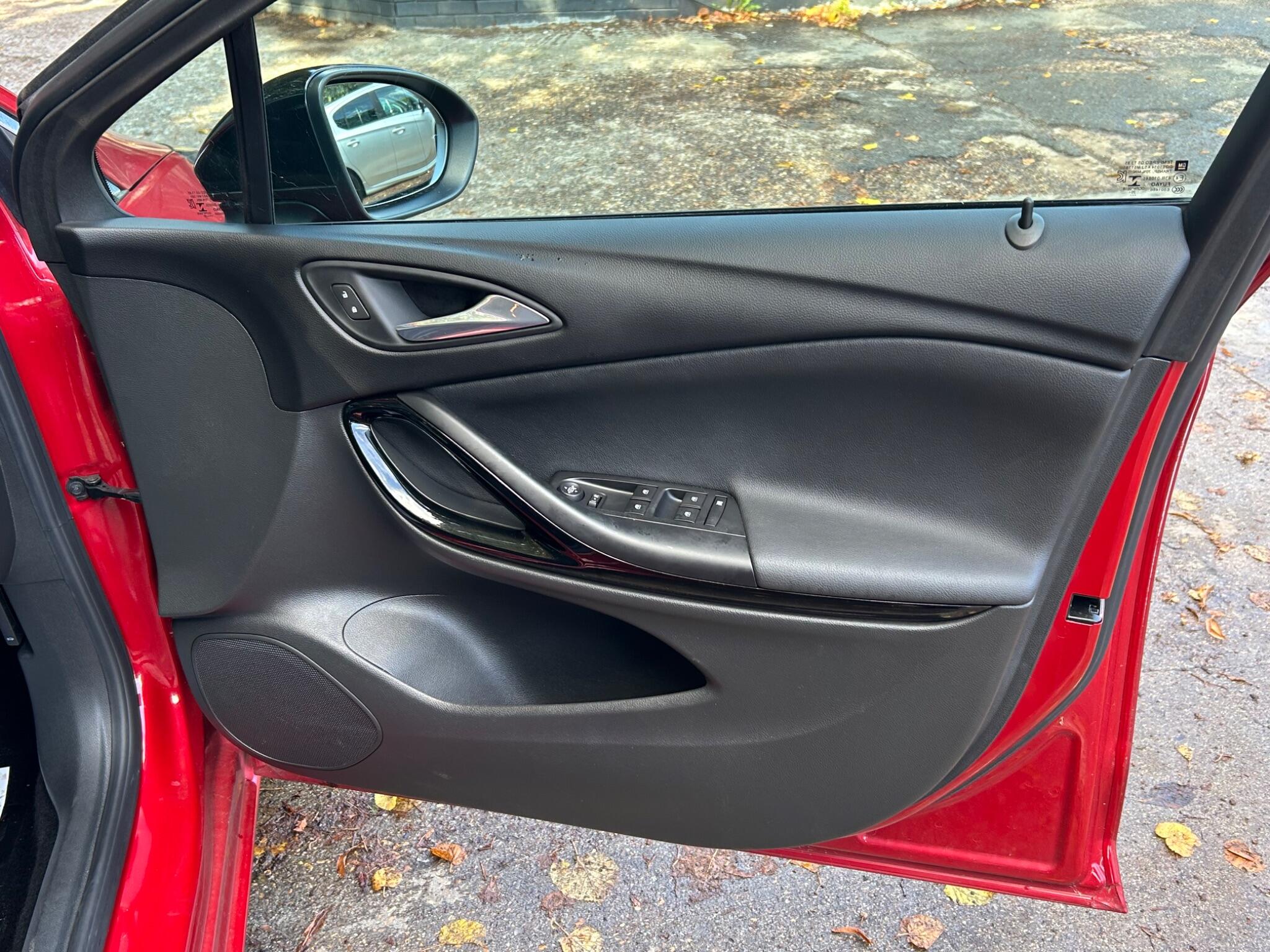 Vauxhall Astra view 40
