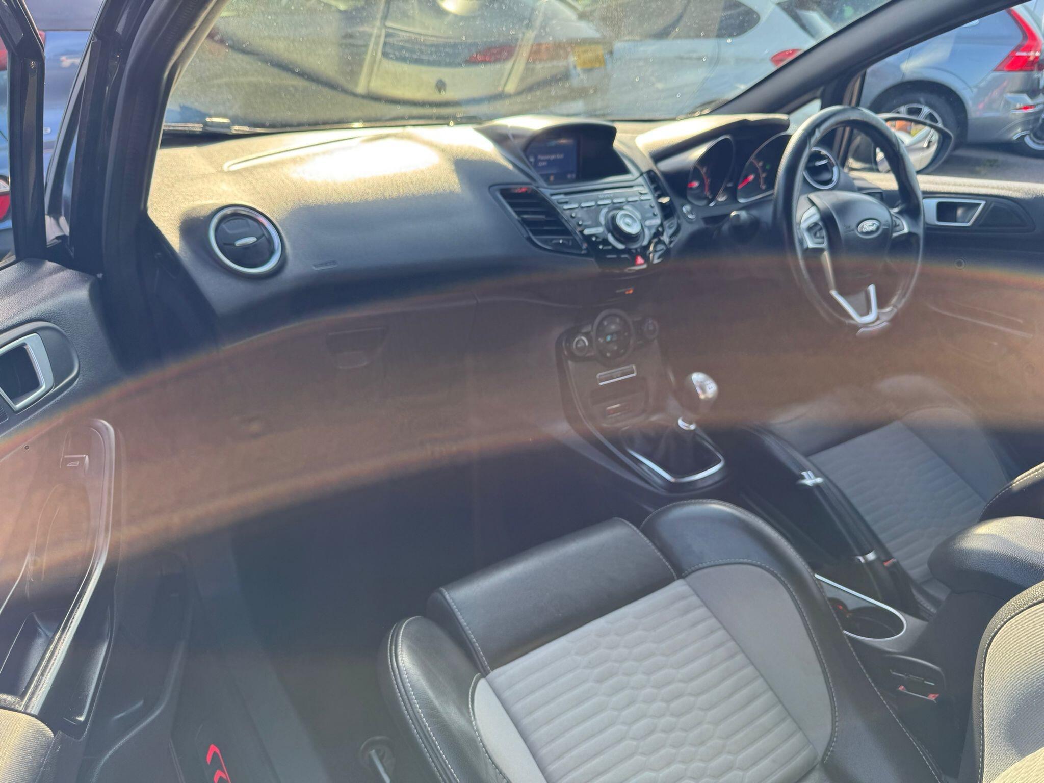Ford Fiesta view 36