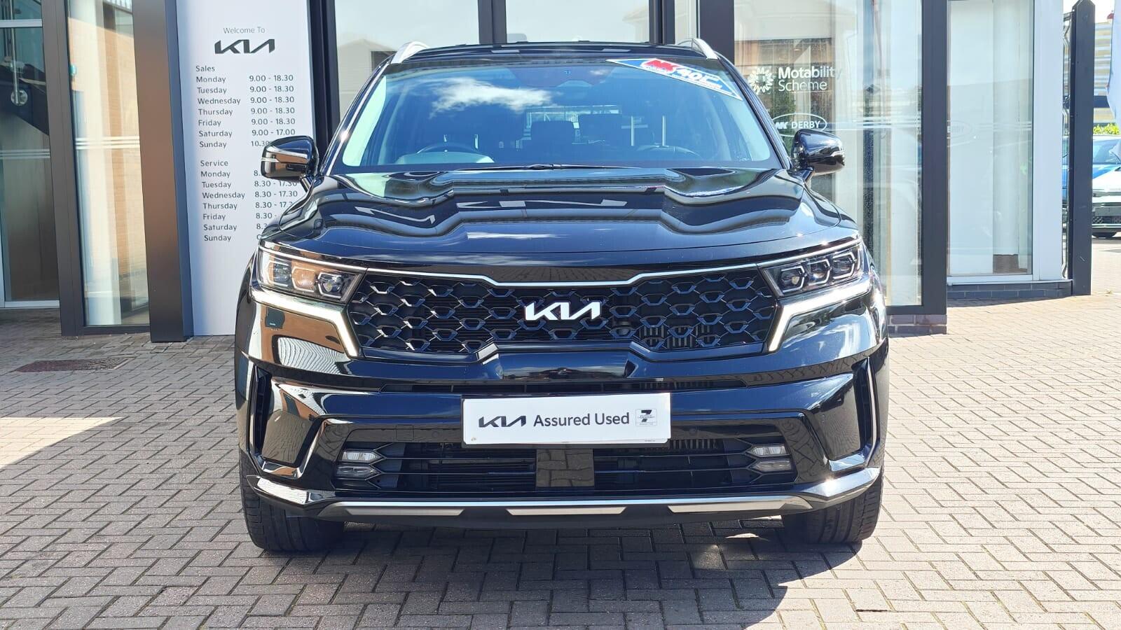 Kia Sorento view 3