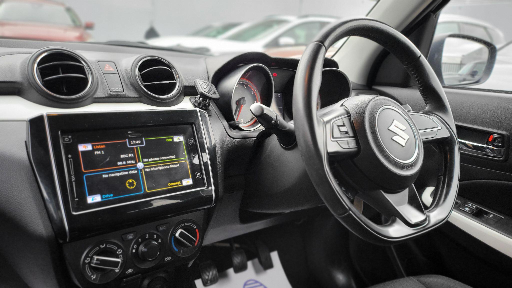 Suzuki Swift view 10