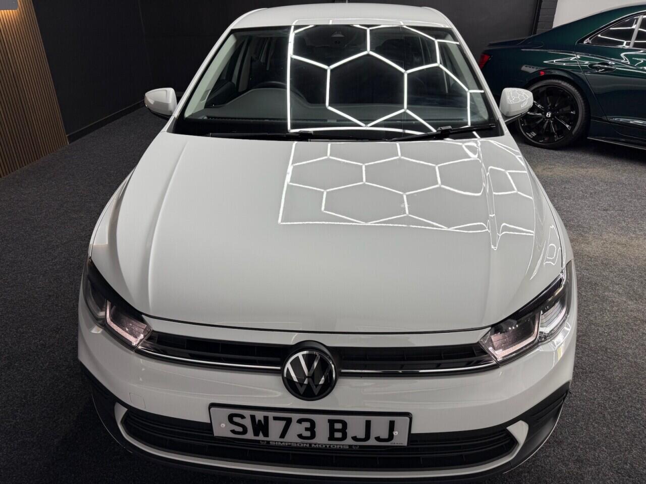 Volkswagen Polo view 22