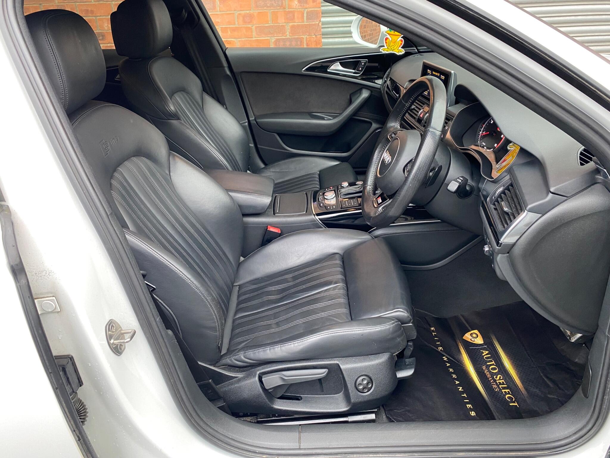 Audi A6 view 12