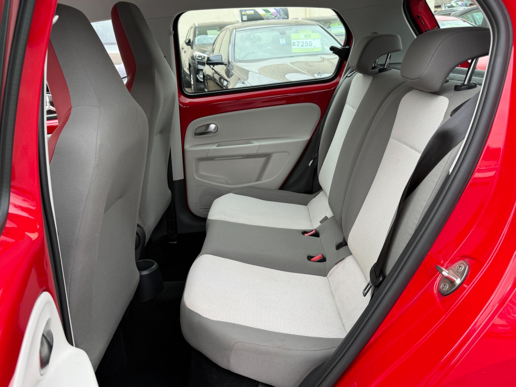 Volkswagen up! - Image 50