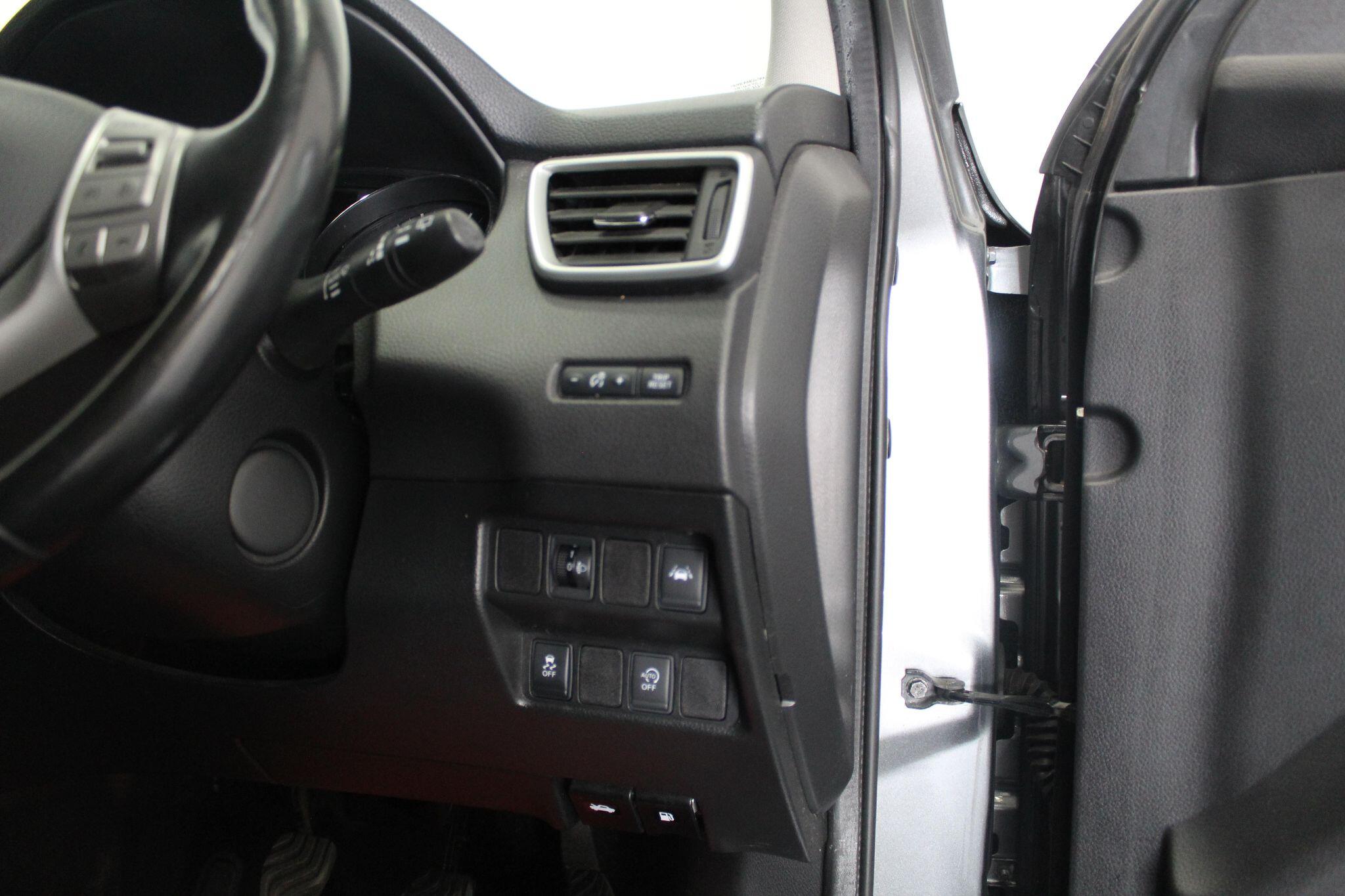 Nissan Qashqai view 48