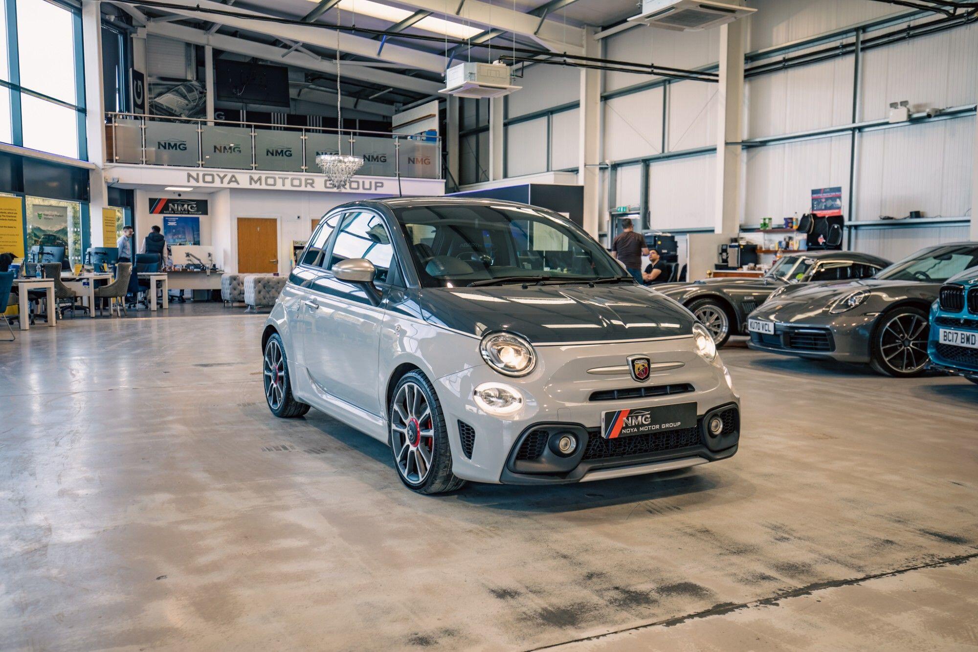 Abarth 595 view 22