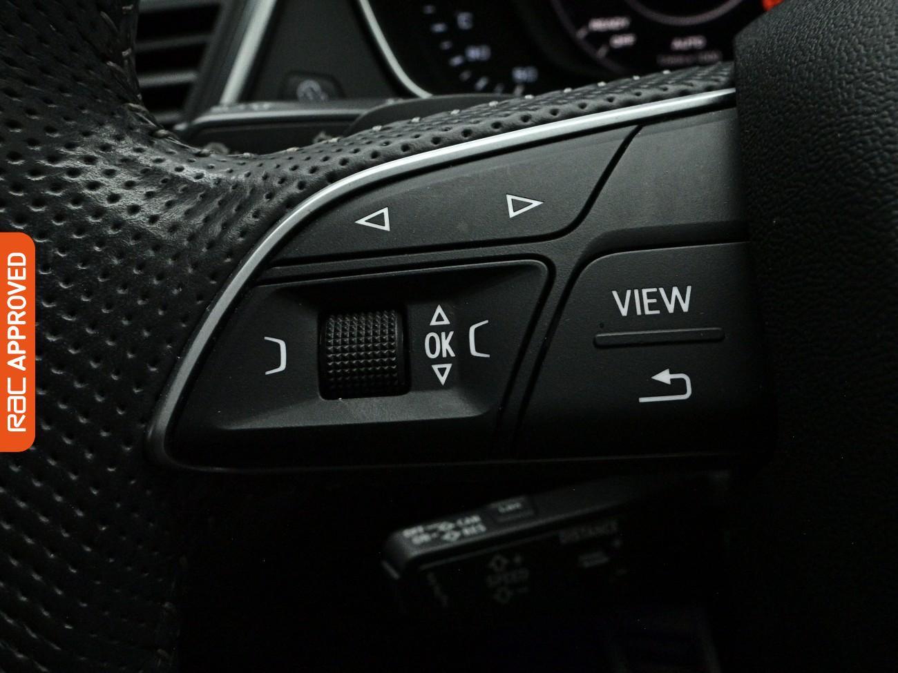 Audi Q5 view 25