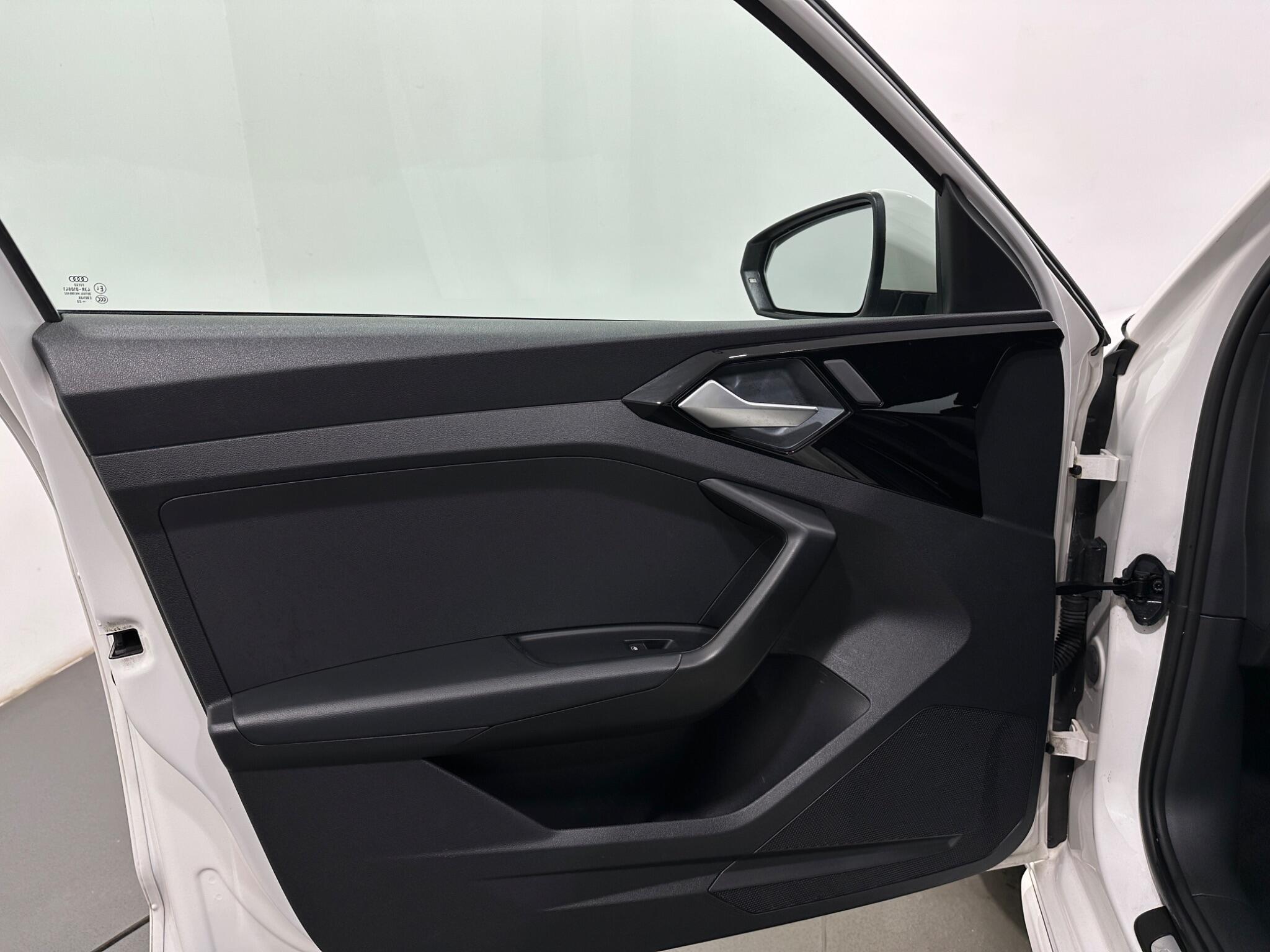 Audi A1 view 35