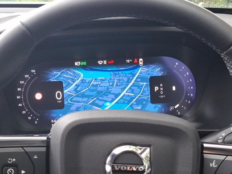 Volvo XC40 view 14