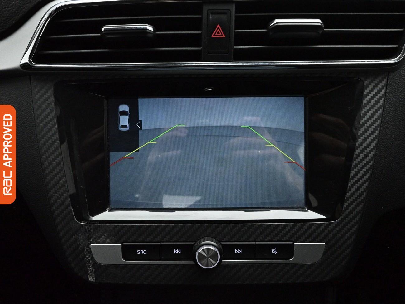 MG ZS view 3