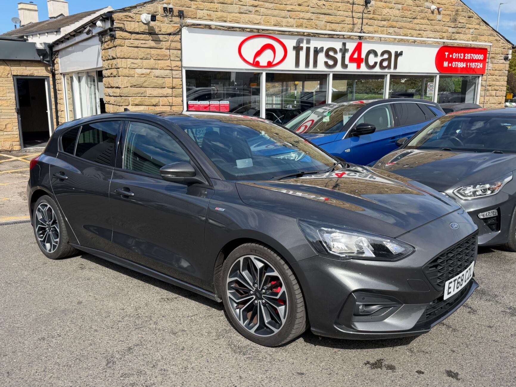 Ford Focus view 4