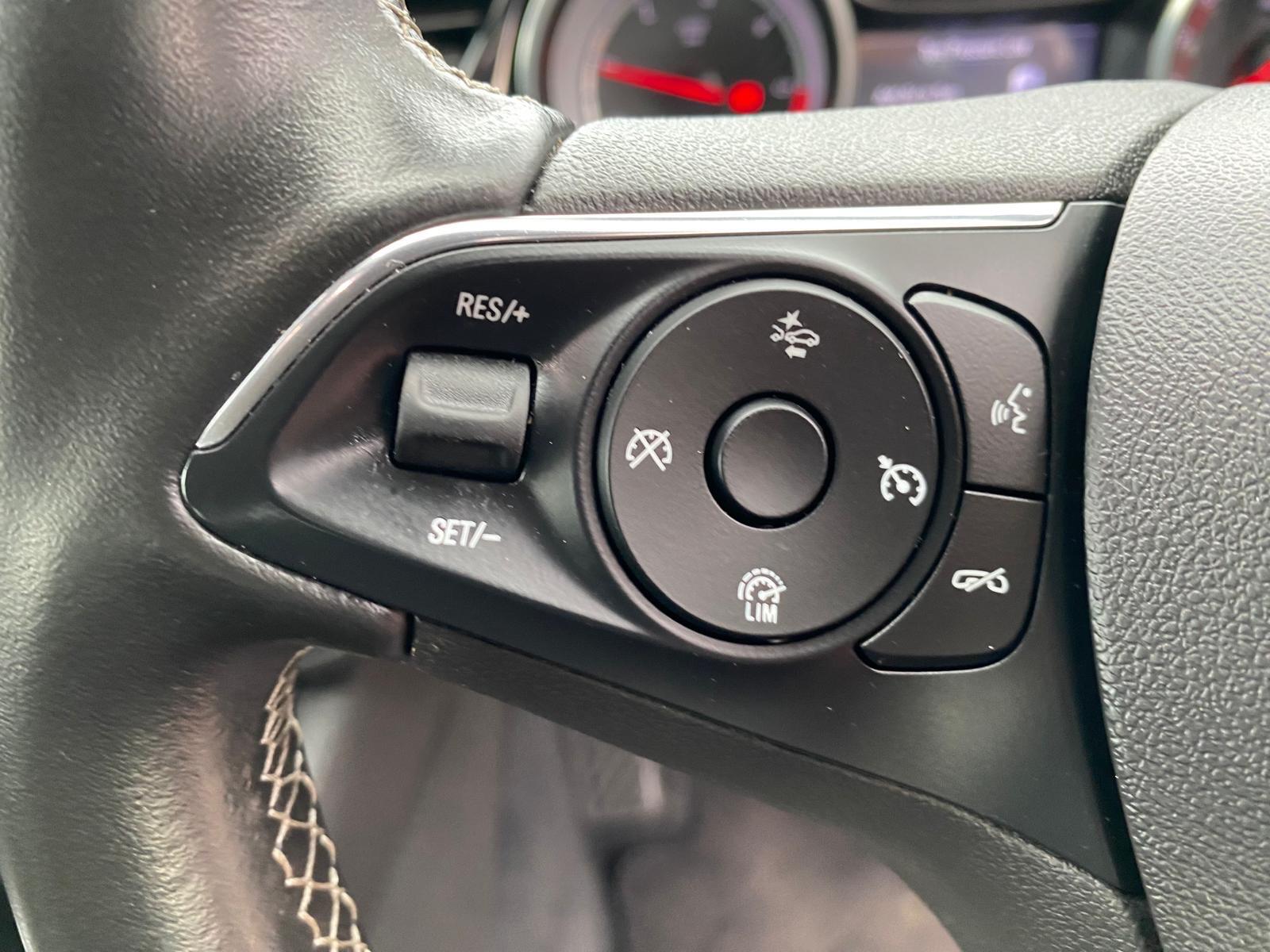 Vauxhall Insignia view 9