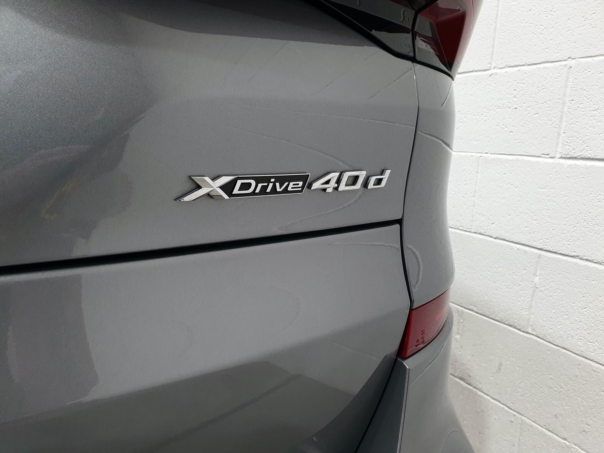 BMW X5 view 19