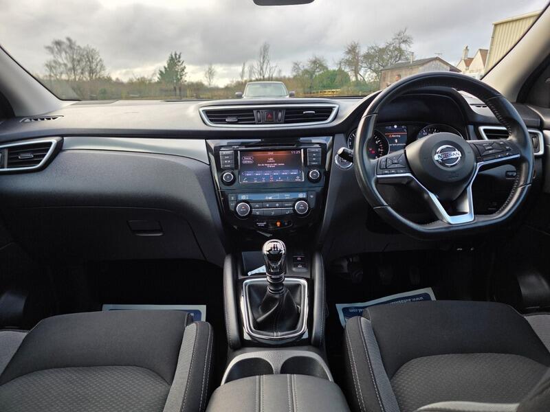 2019 Nissan Qashqai 1.3 DIG-T N-Connecta Euro 6 (s/s) 5dr • 52,400 miles image 29