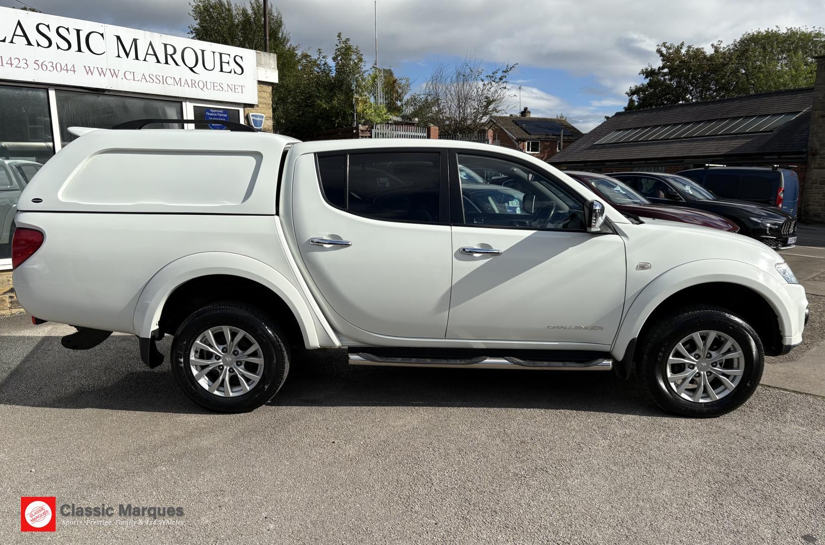 Mitsubishi L200 view 6