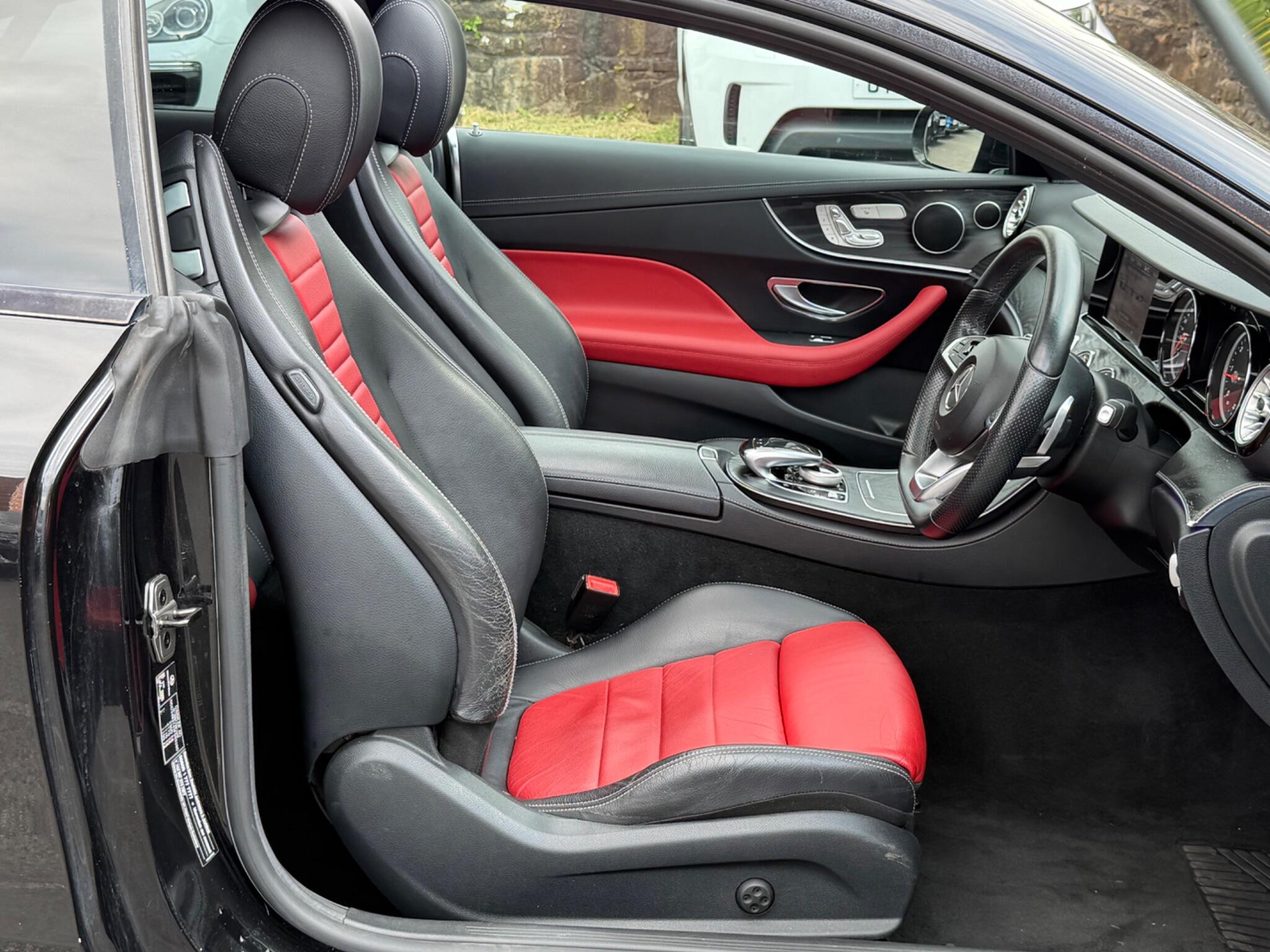 Mercedes-Benz E-Class view 17