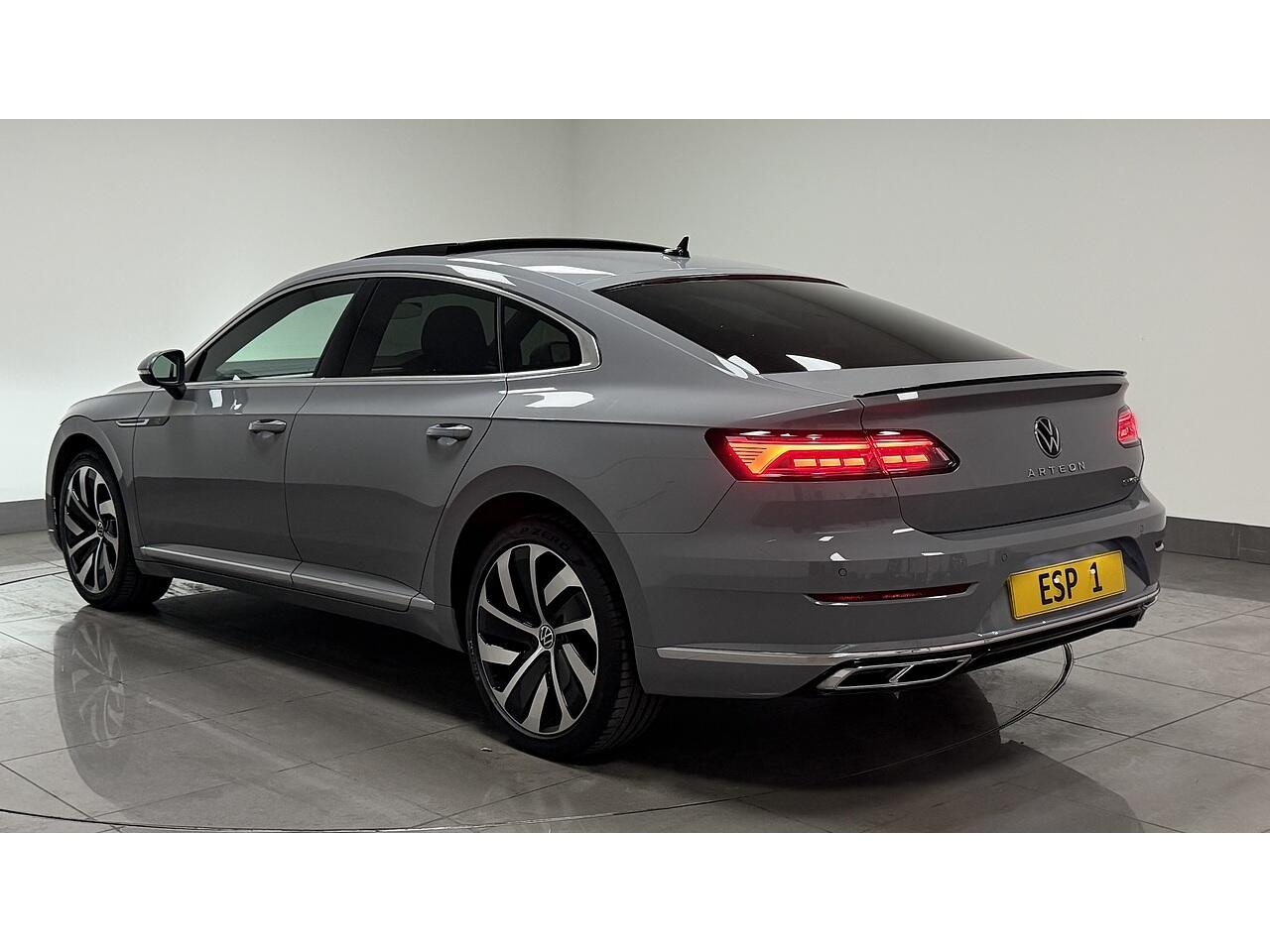 Volkswagen Arteon view 4