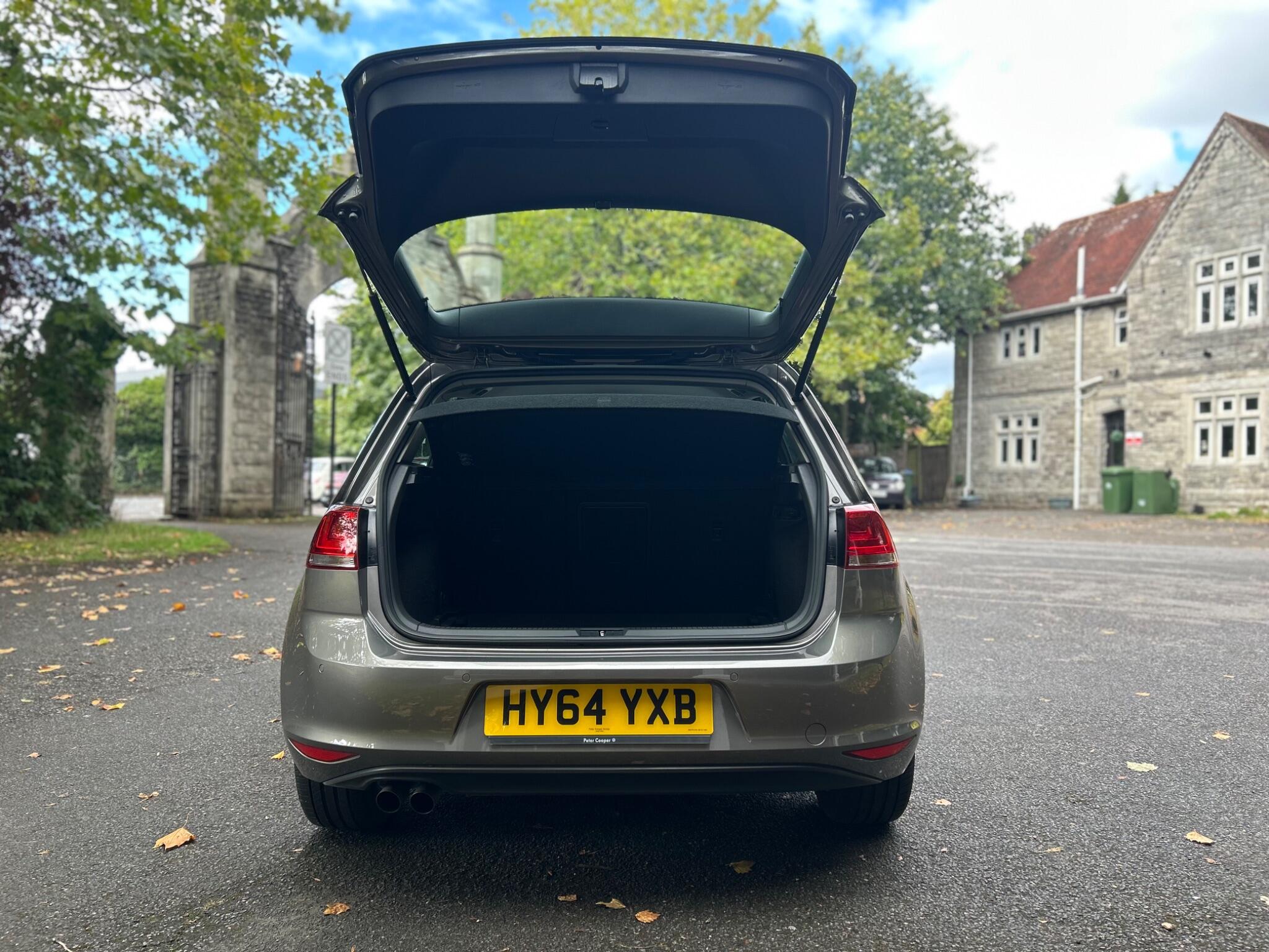 Volkswagen Golf view 36