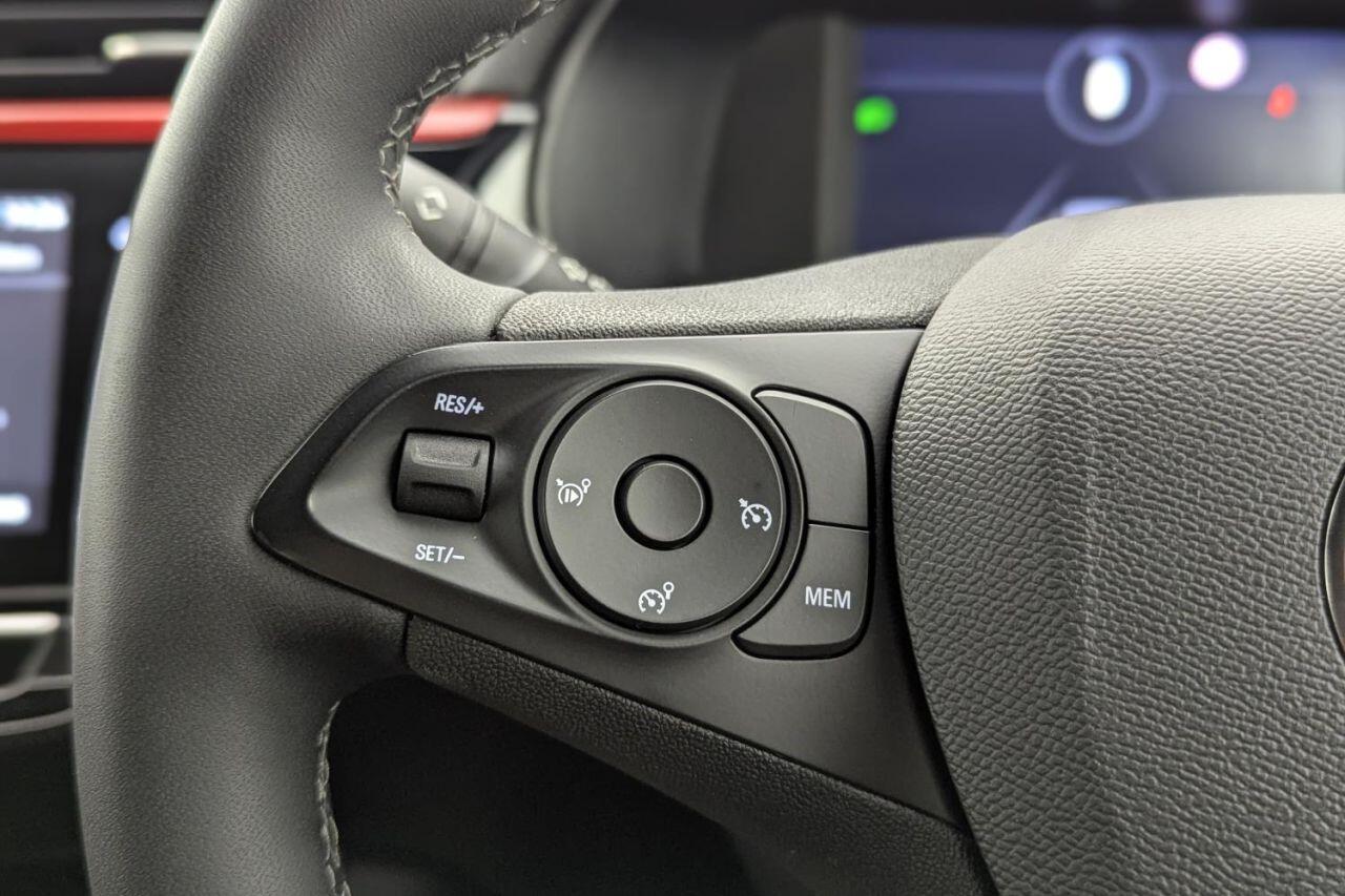 Vauxhall Corsa view 29