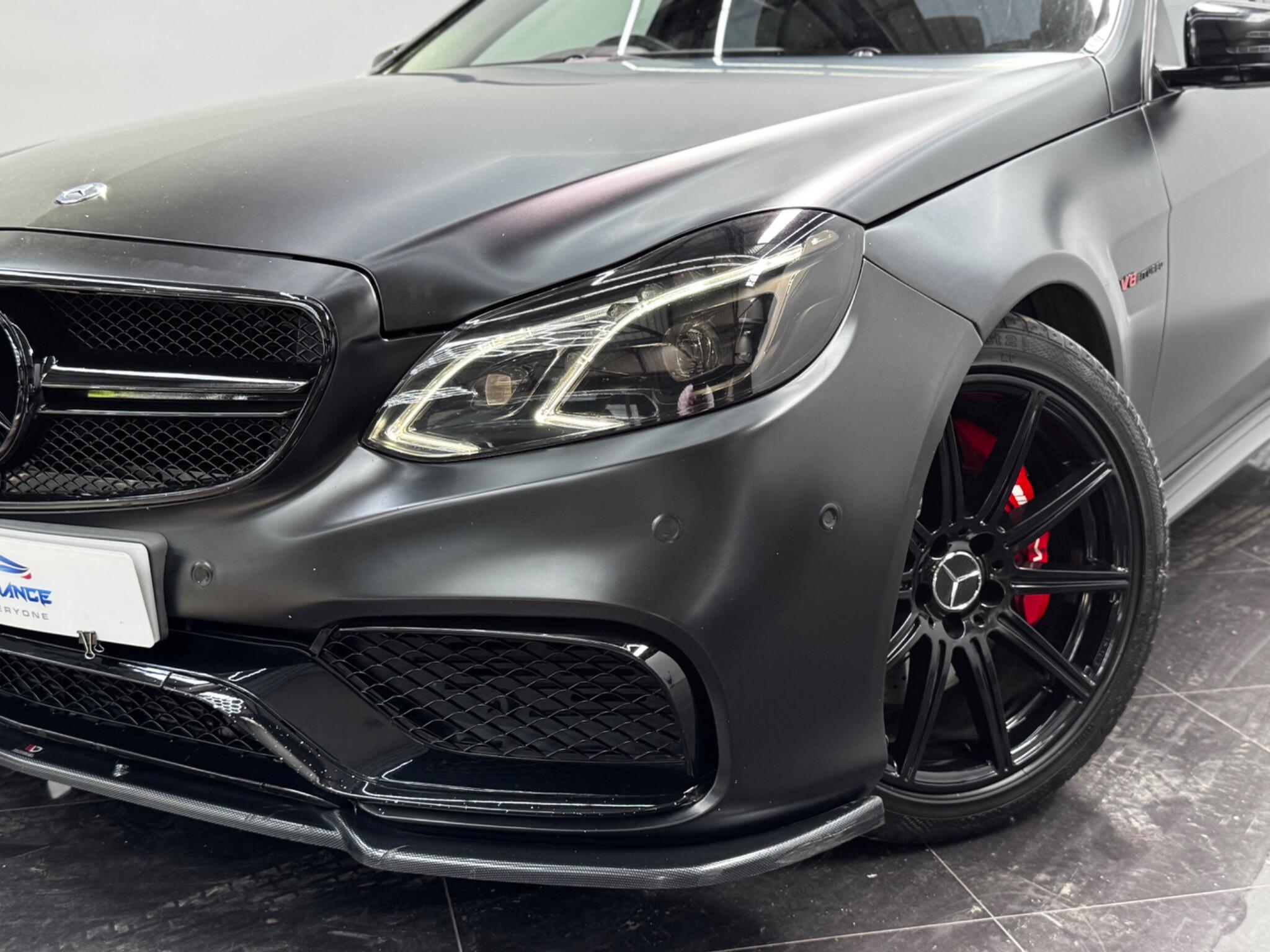 Mercedes-Benz E-Class view 8
