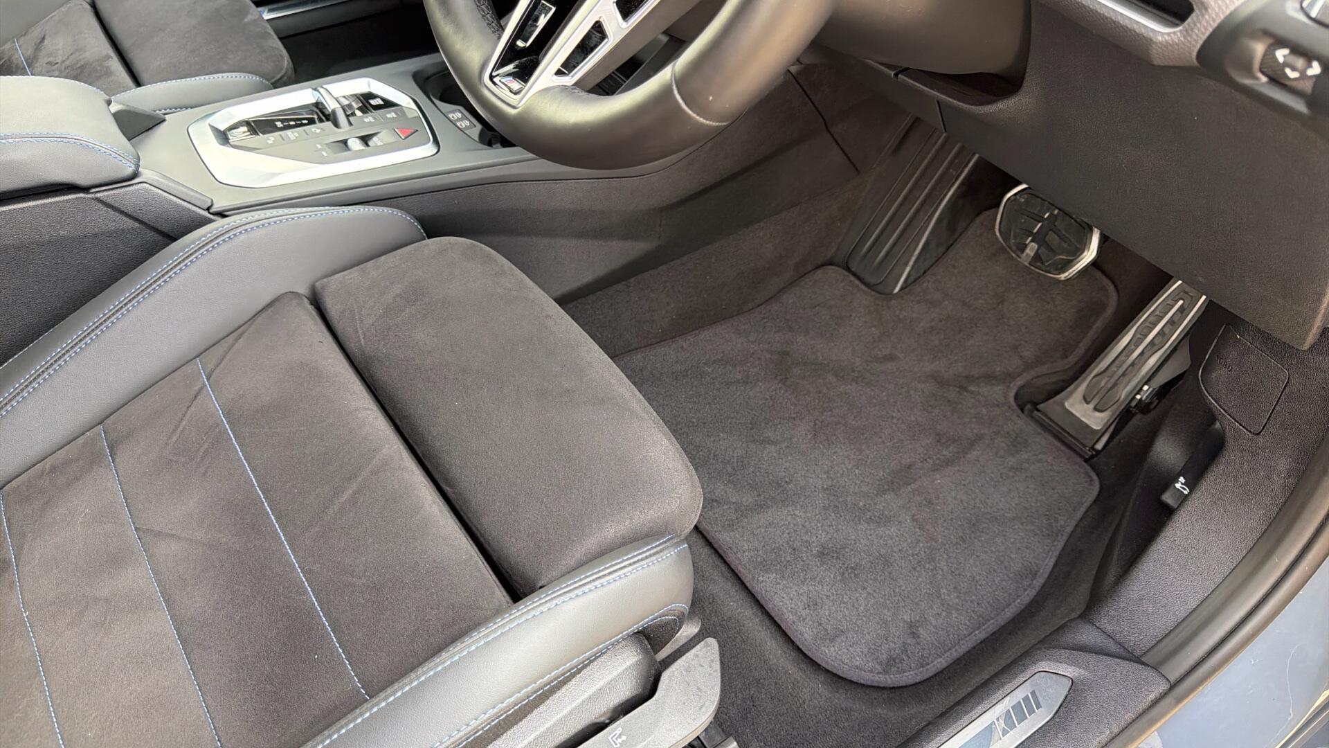 BMW 1 Series view 45
