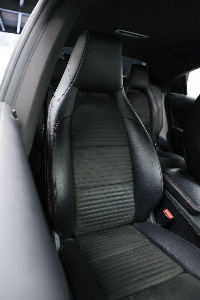 Mercedes-Benz Cla view 27