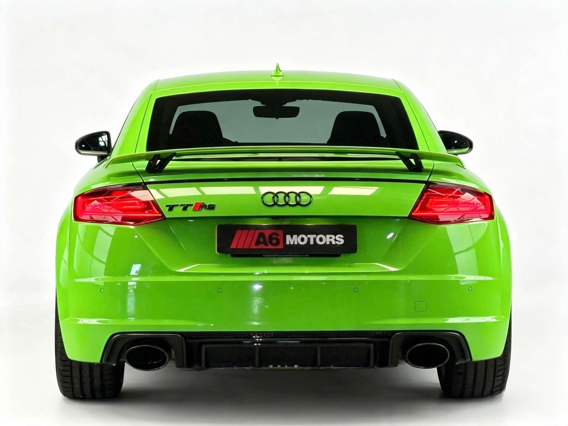 Audi TT RS view 10