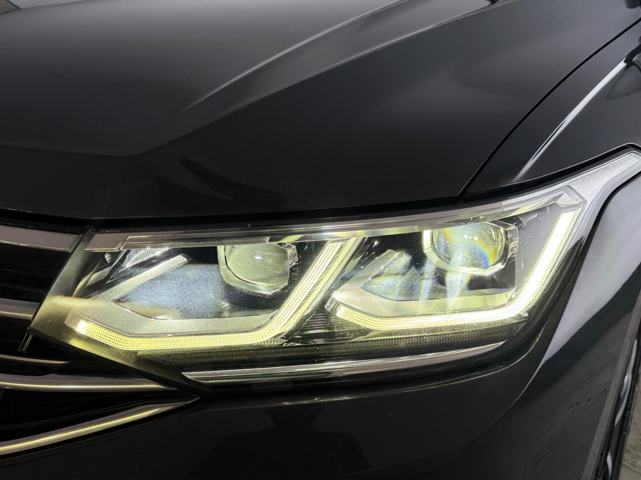 Volkswagen Tiguan view 13