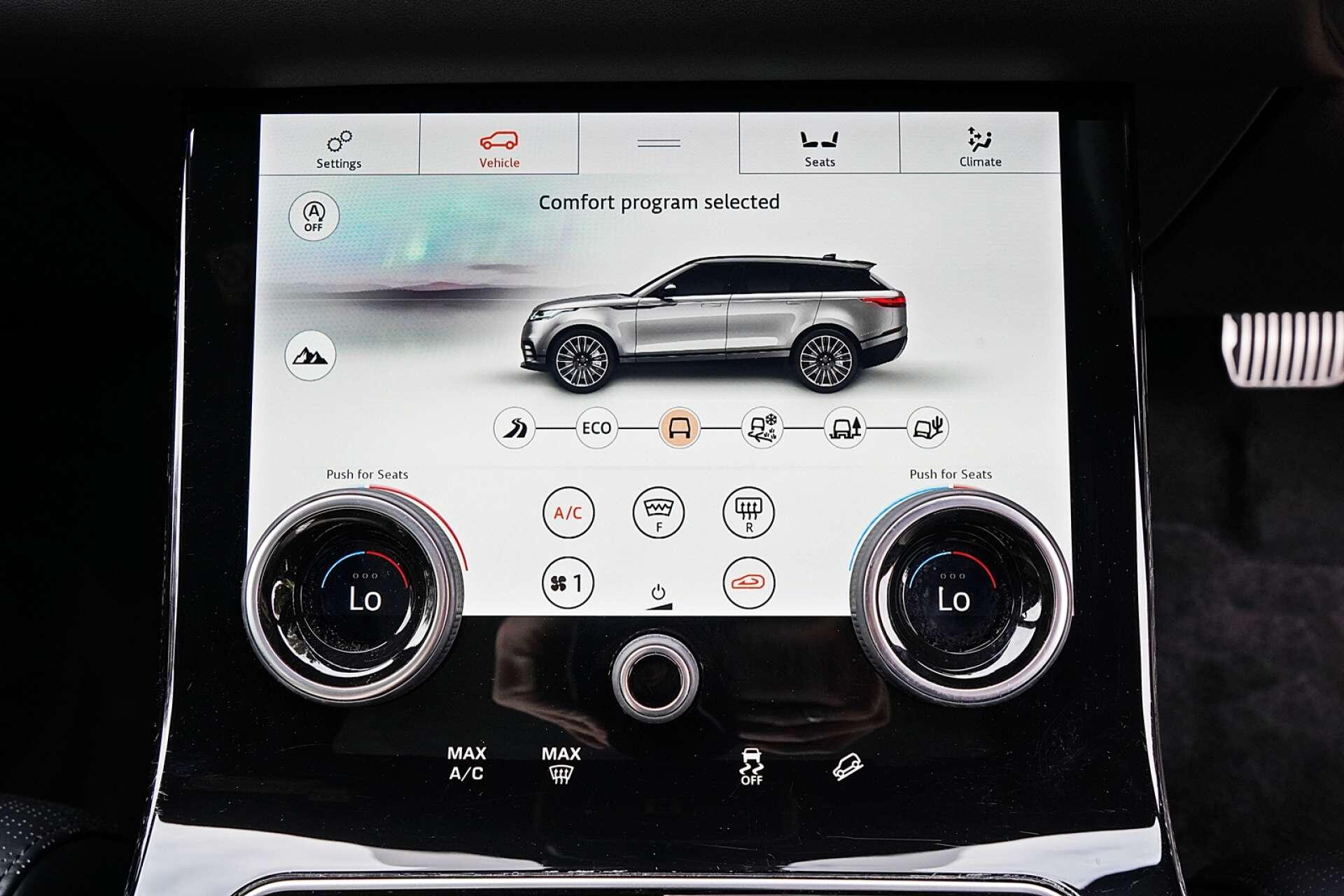 Land Rover Range Rover Velar view 22