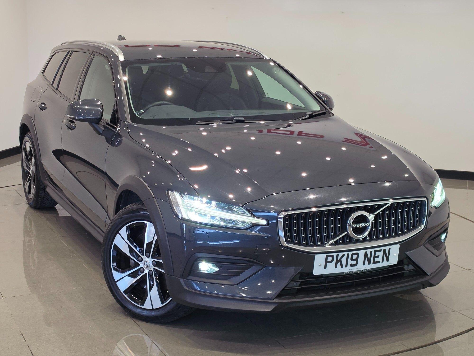 Volvo V60 Cross Country view 74