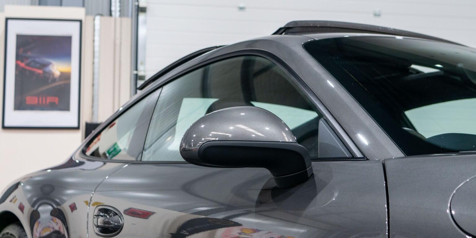 Porsche 911 view 43
