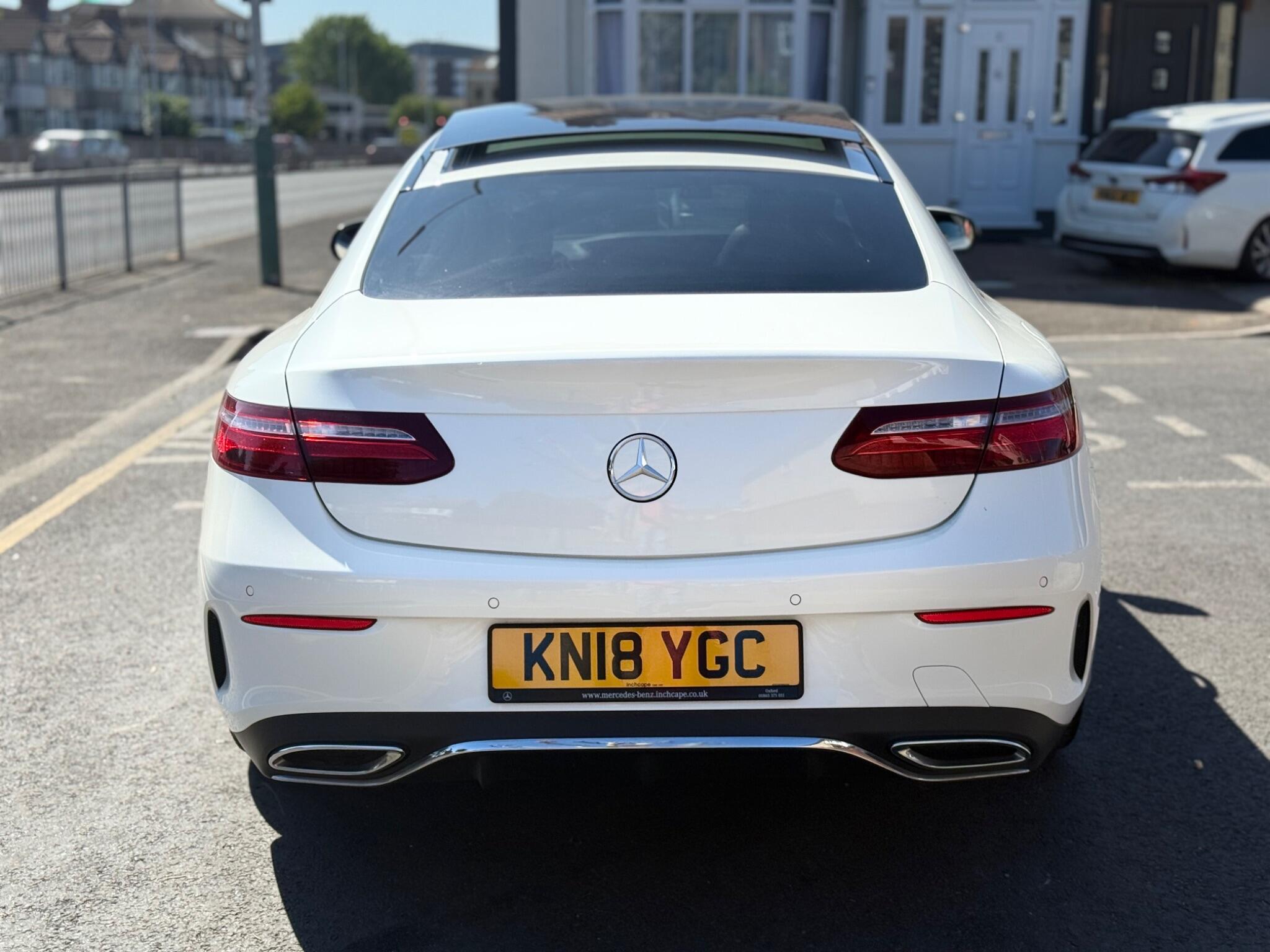 Mercedes-Benz E-Class view 8