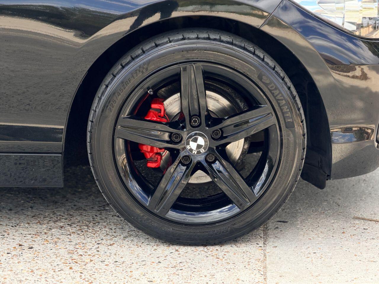 BMW 1 Series view 15