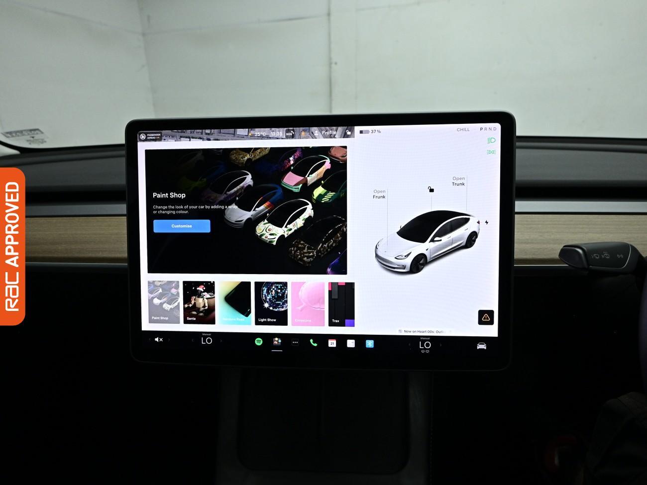 Tesla Model 3 view 16