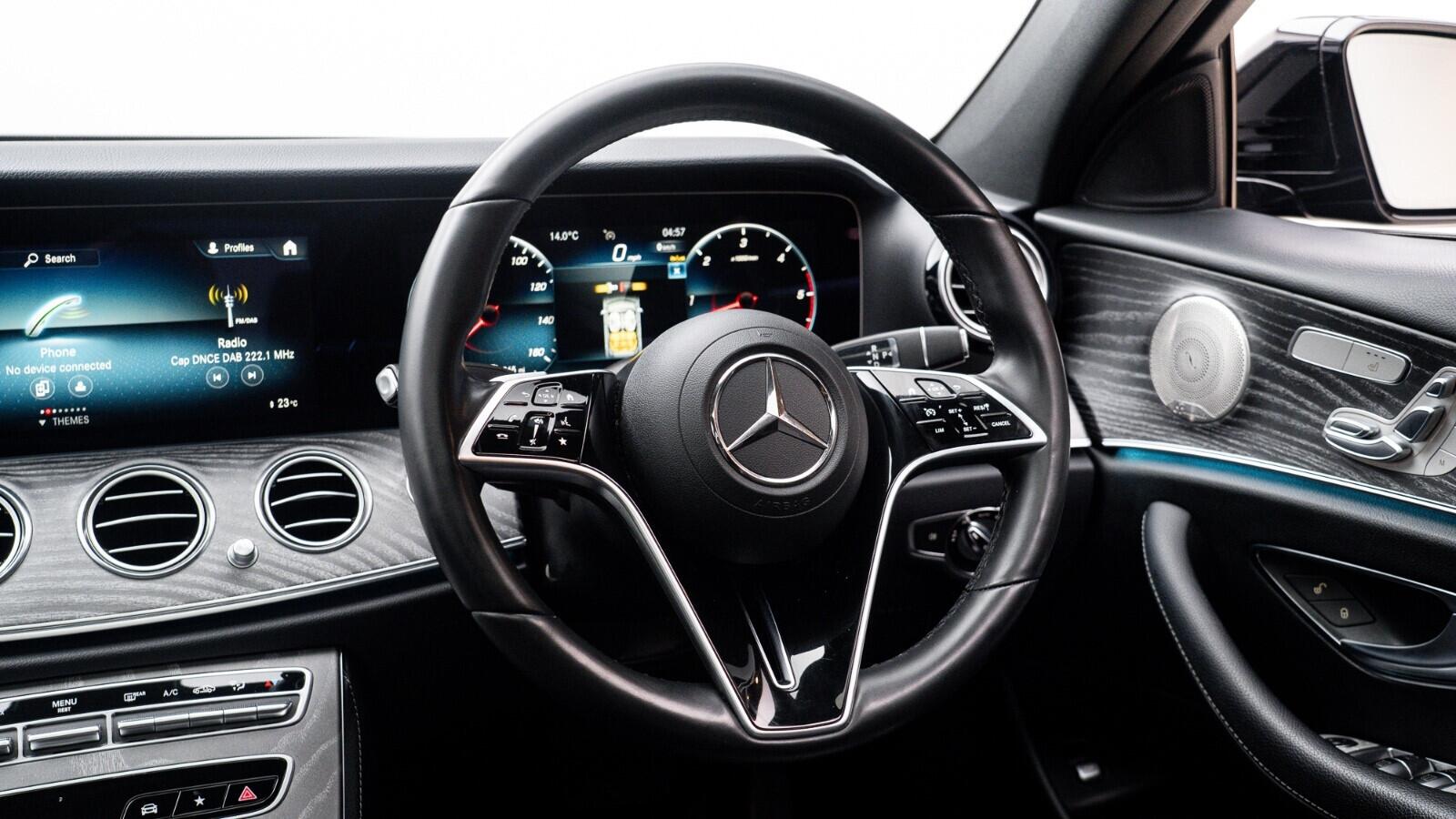 Mercedes-Benz E Class view 19