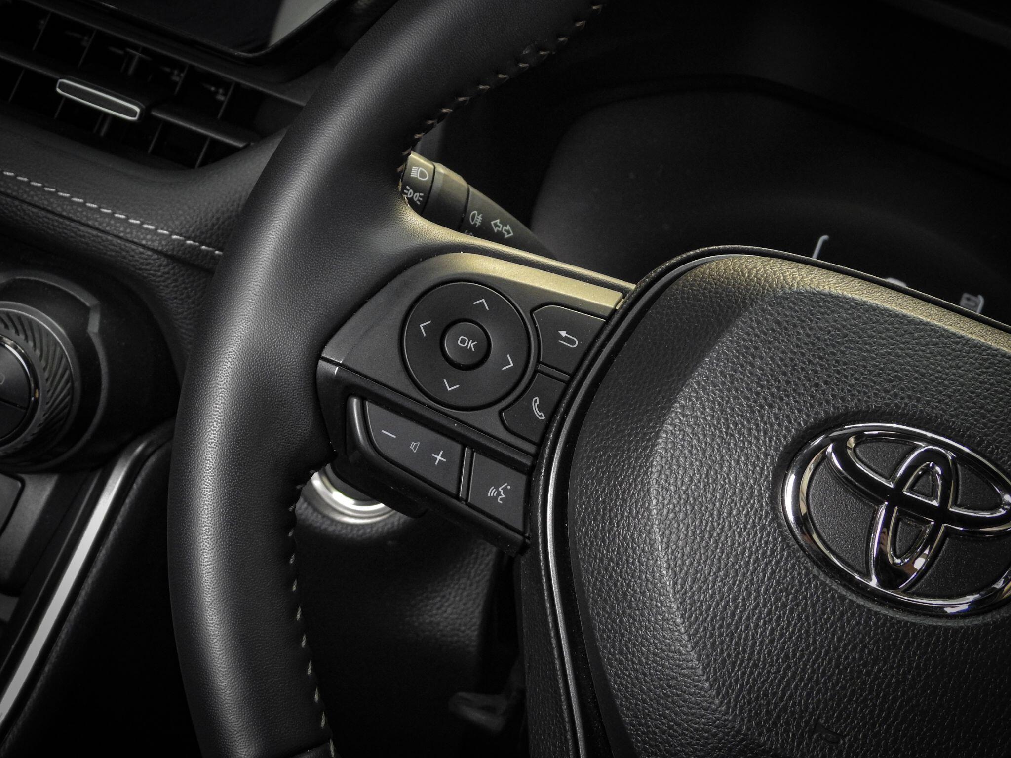 Toyota Rav4 view 26