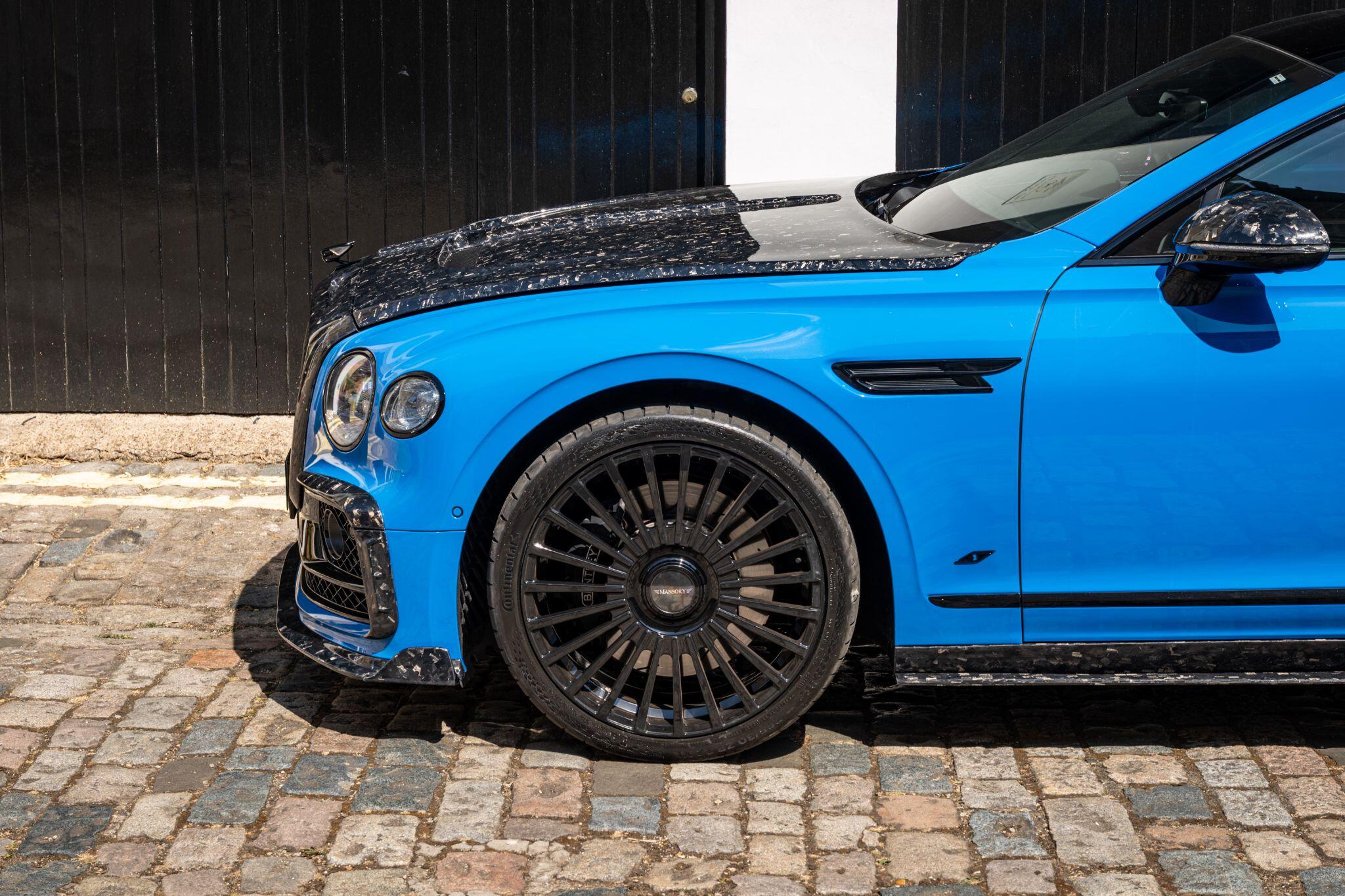 Bentley Flying Spur view 36