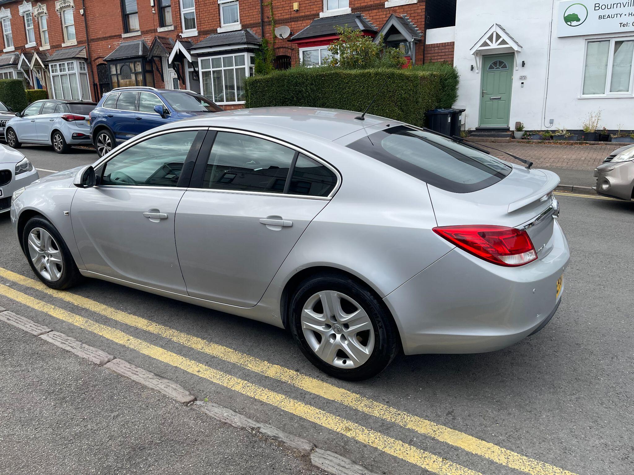 Vauxhall Insignia view 16