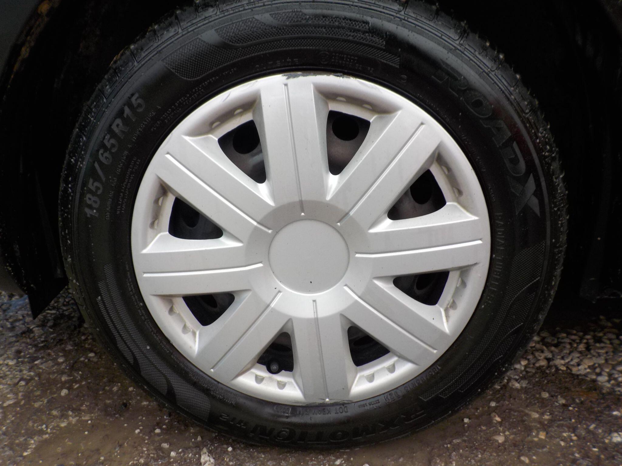 Dacia Logan MCV 1.2 Ambiance Euro 5 5dr