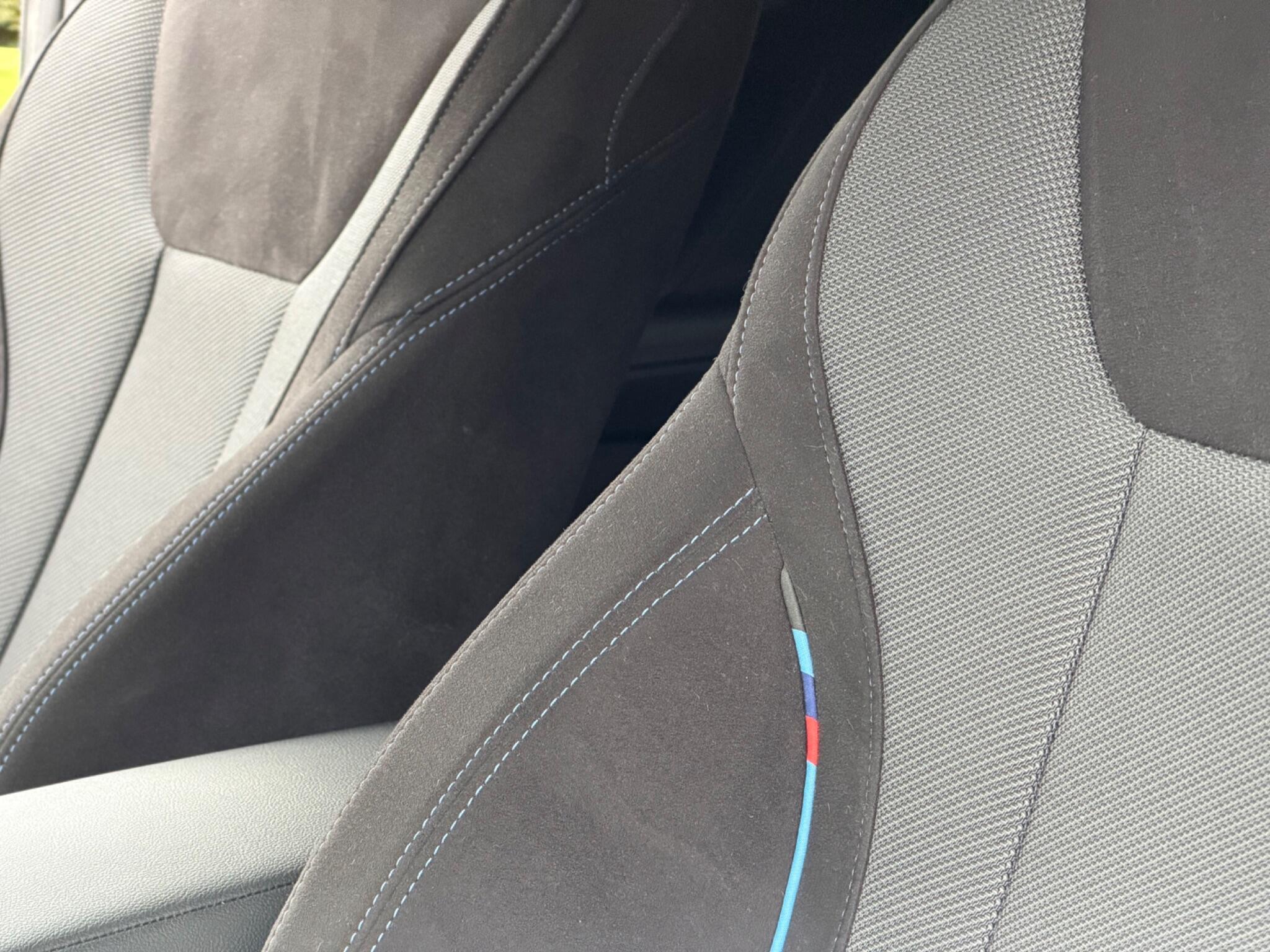 BMW 2 Series view 31