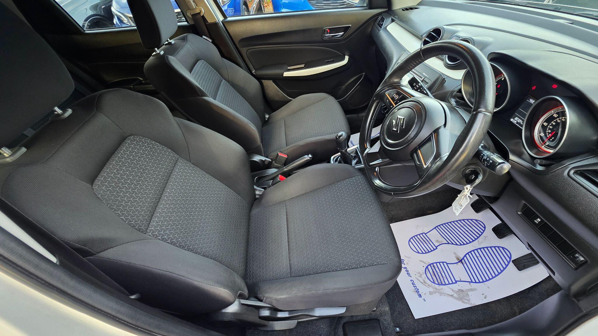 Suzuki Swift view 21