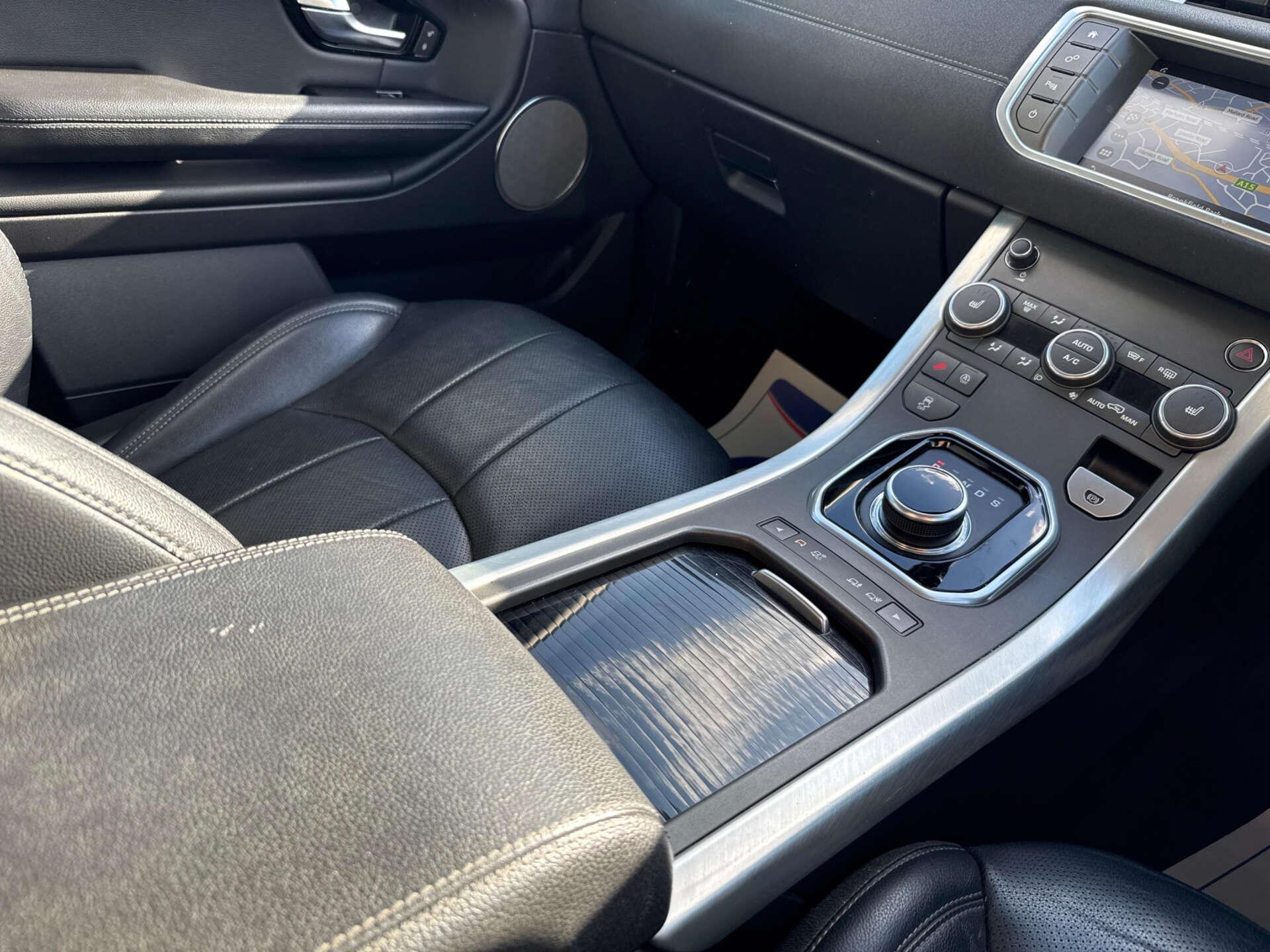 Land Rover Range Rover Evoque view 60