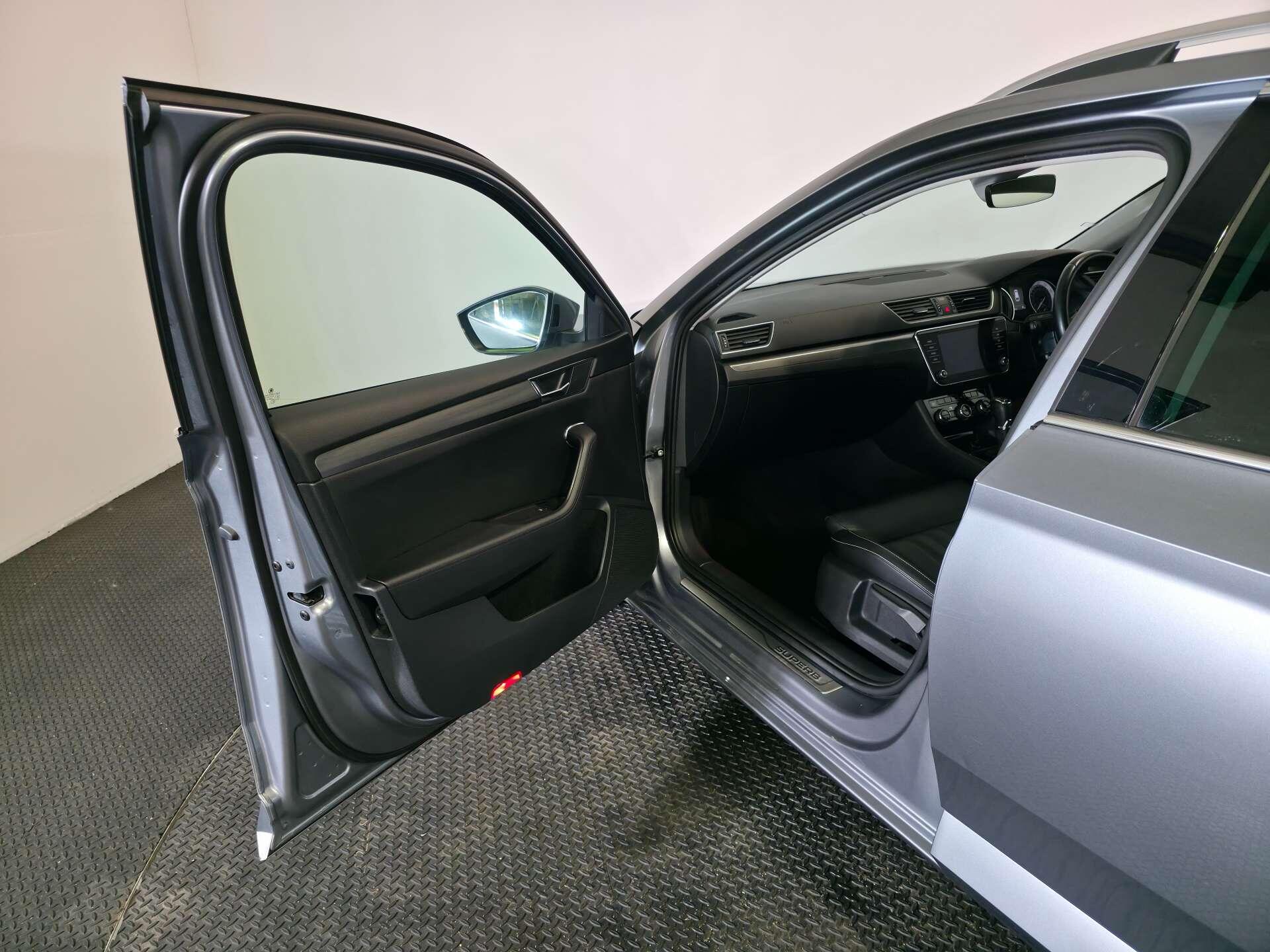 Skoda Superb view 65