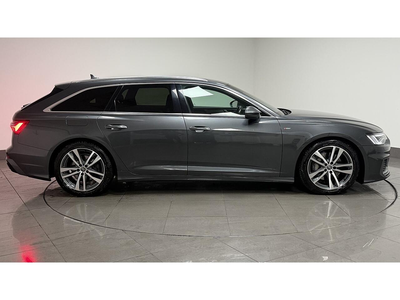 Audi A6 view 9