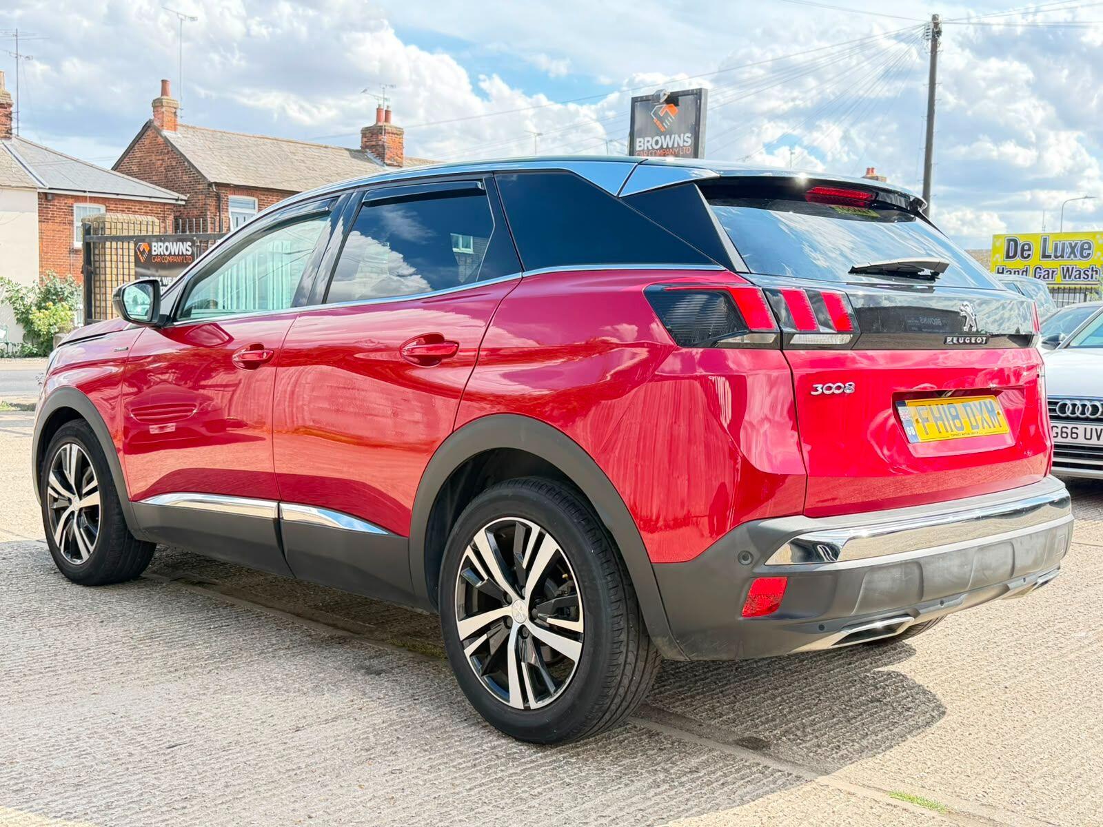 Peugeot 3008 view 4