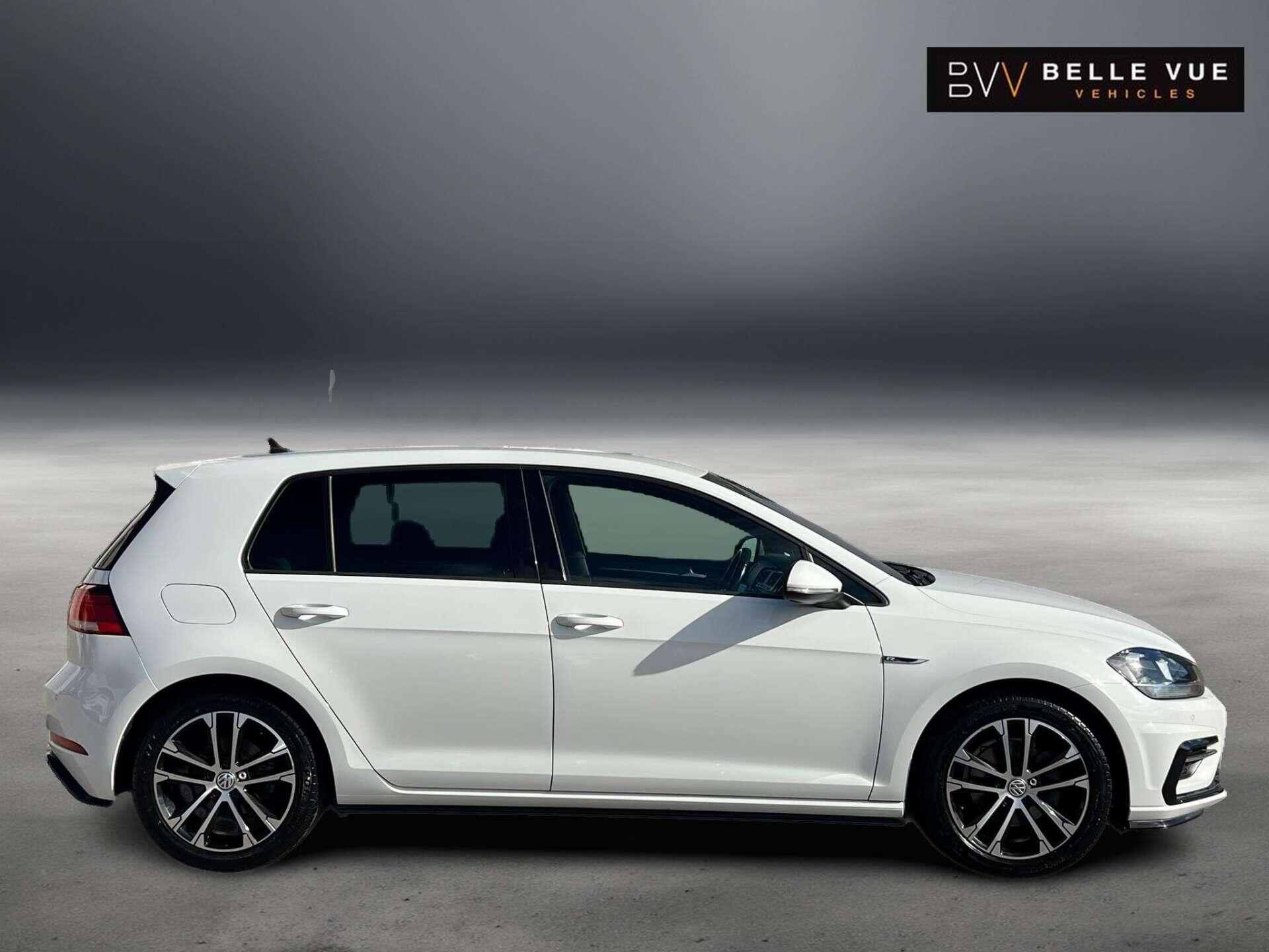 Volkswagen Golf view 2