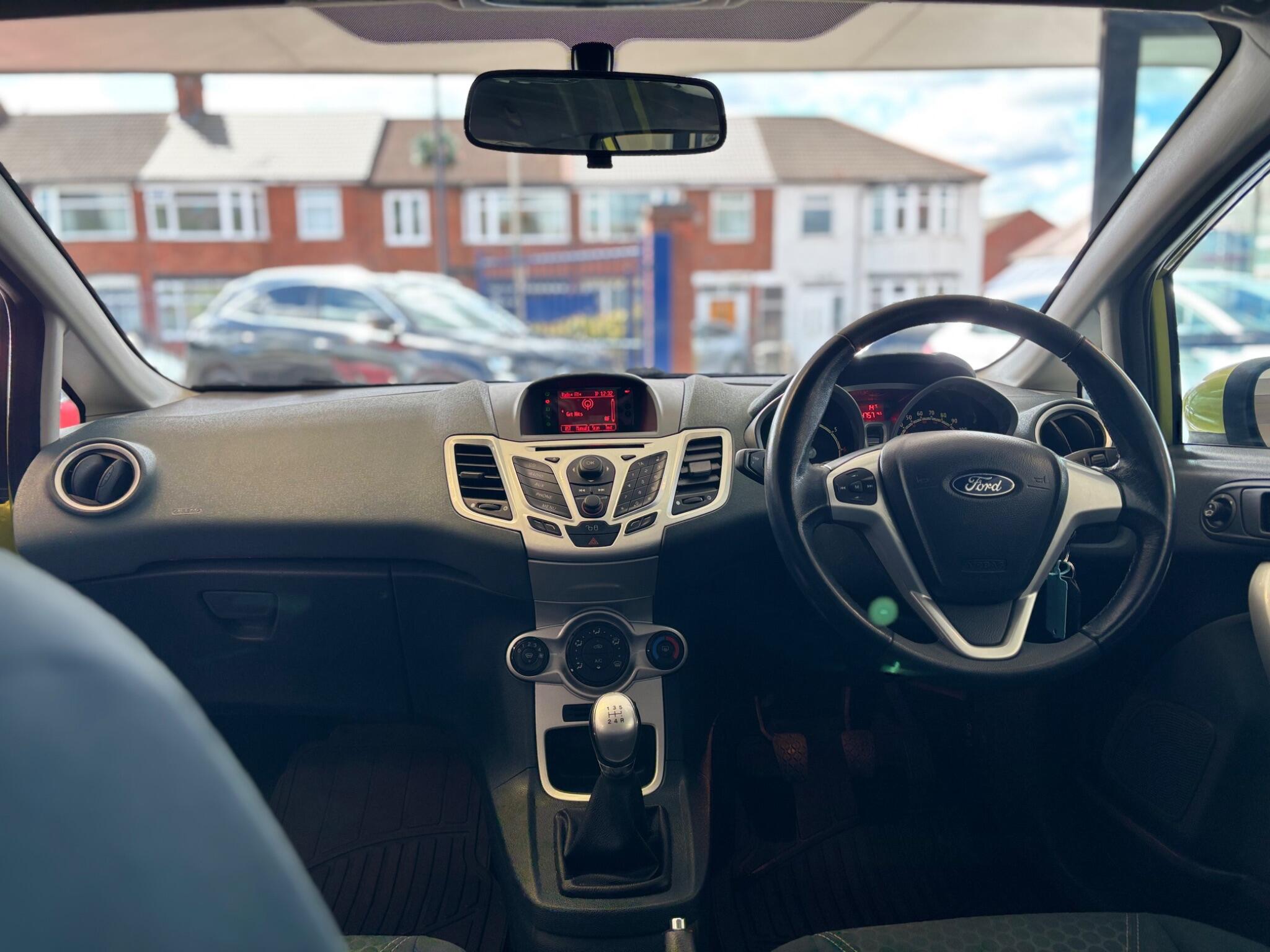 Ford Fiesta view 19