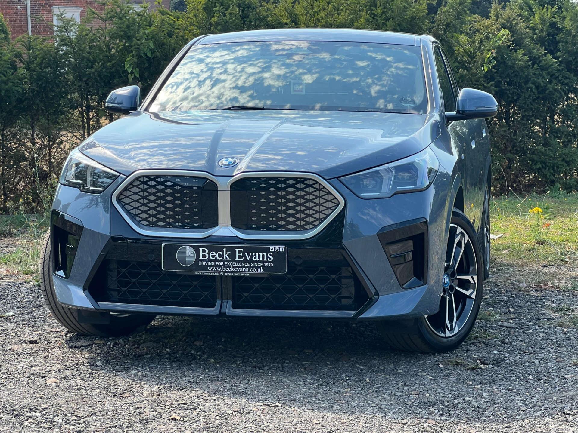 BMW Ix2 view 53