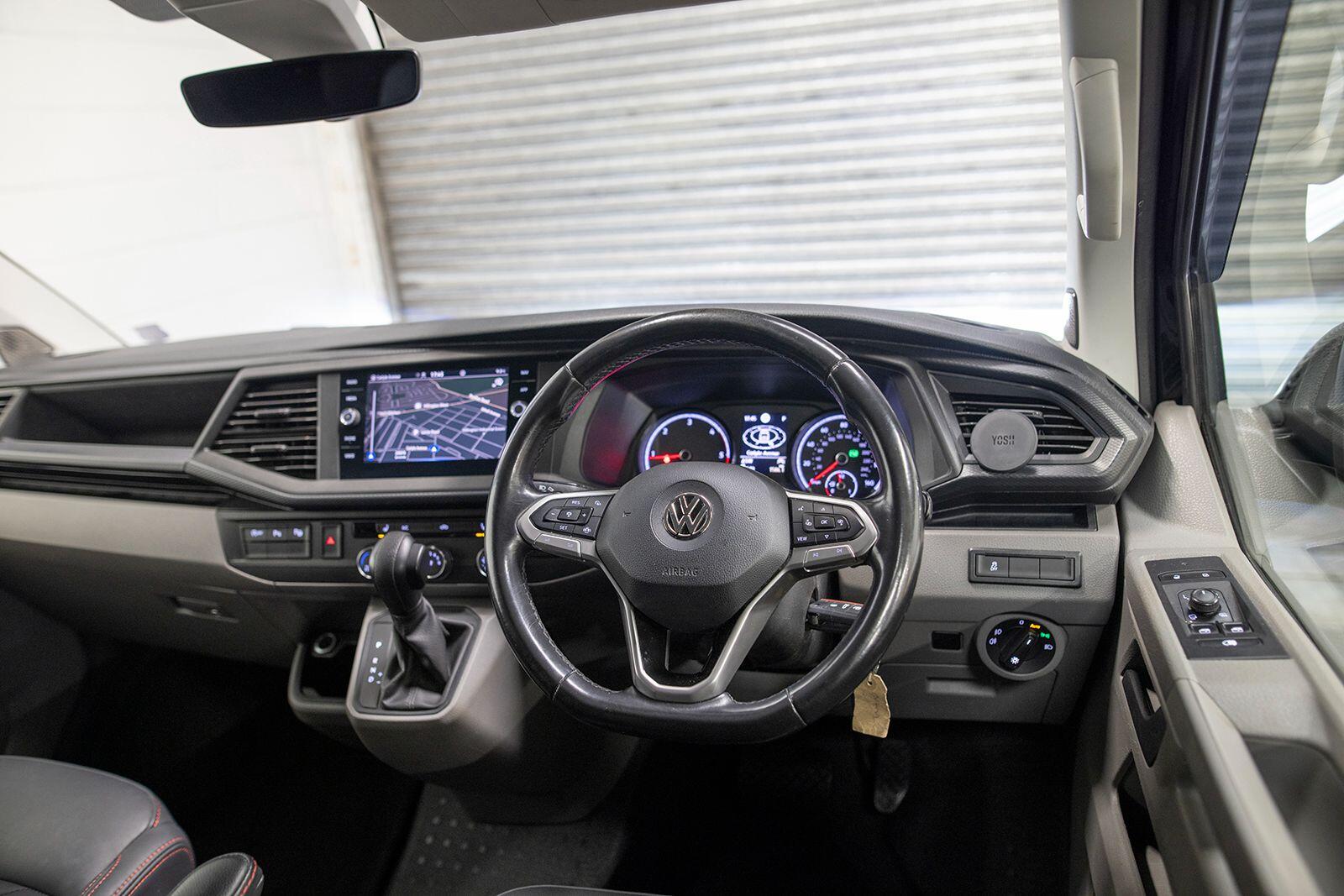 Volkswagen Transporter view 34